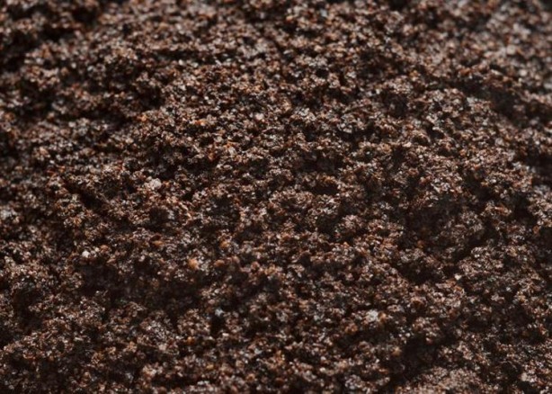 Foto - Bardak bardak içiyoruz ama mideyi resmen deliyor! Kan basıncını artırıp bağımlılık yapıyor, sinir sistemini bitiriyor