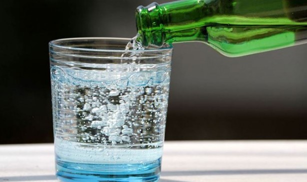 Foto - Bardak bardak içiyoruz ama tütün kadar zehirli! Bu içecek tansiyonu ve şekeri tavan yaptırıyor!