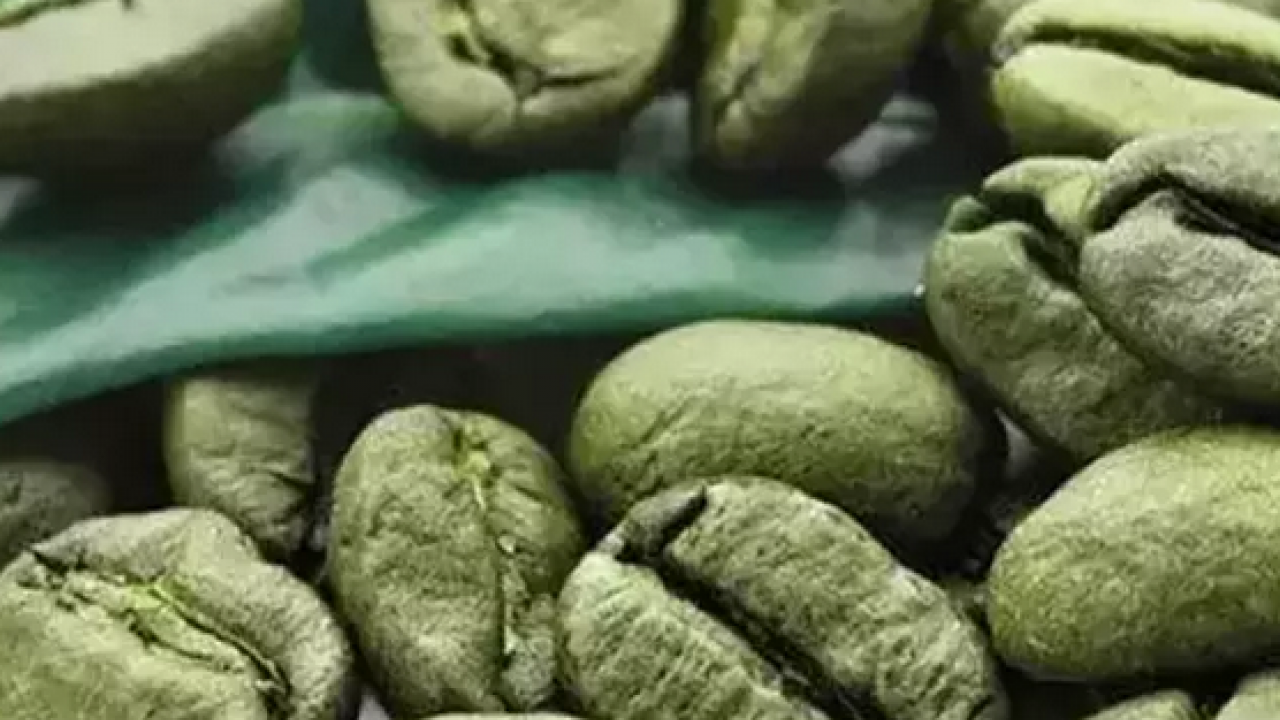 Bardak bardak zehir içiyormuşuz! Zayıflamak için tüketiyoruz ama yüksek tansiyon, yorgunluk ve kalp yetmezliğine neden oluyor