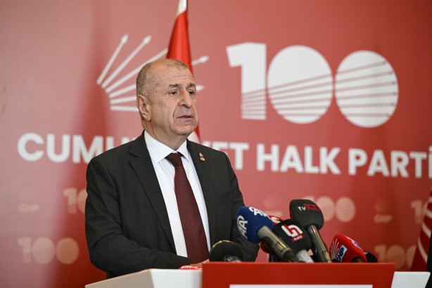 Foto - Bari bugün yapma! Özgür Özel’den skandal Bozkurt işareti yorumu! 