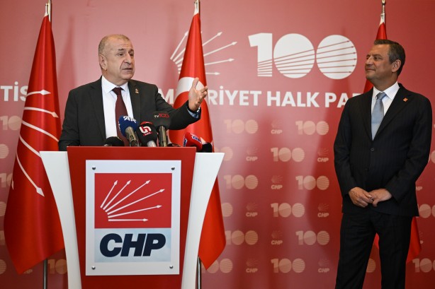 Foto - Bari bugün yapma! Özgür Özel’den skandal Bozkurt işareti yorumu! 