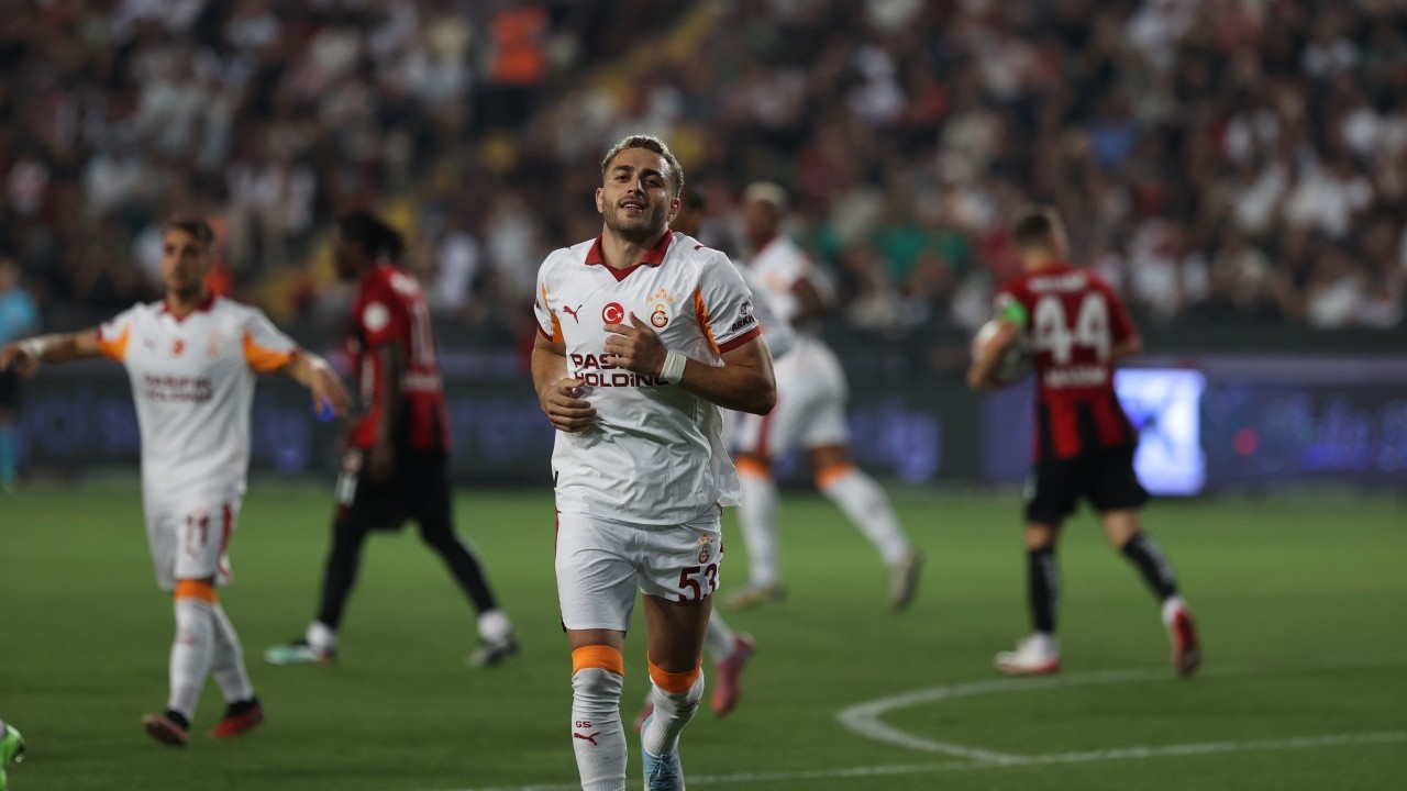 Foto - Barış Alper Yılmaz'dan Kerem Aktürkoğlu'na fena gönderme! Herkes Kerem’e düşman kesildi resmen…