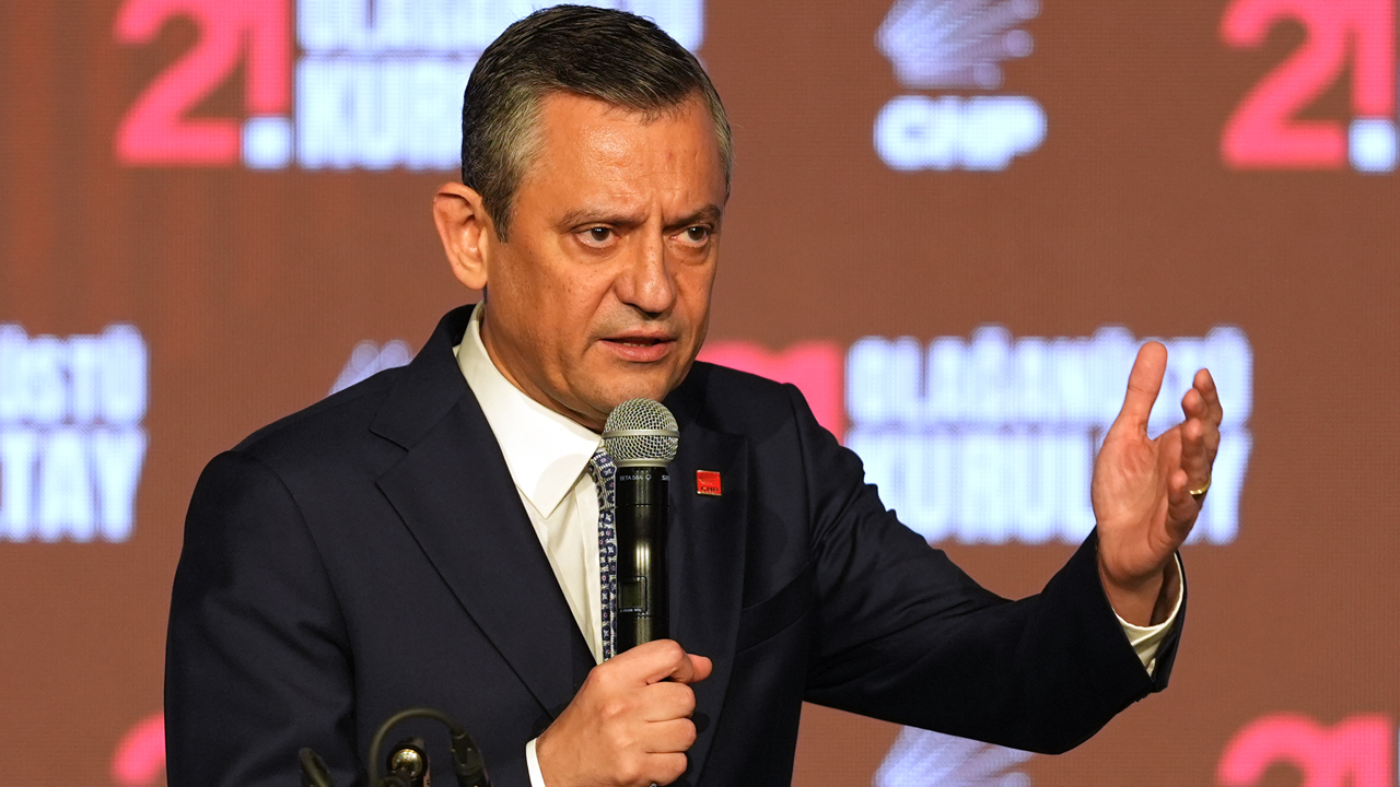 Foto - Barış Yarkadaş kurultay gerçeğini açıkladı: Özgür Özel'den iddialı kurultay davası çıkışı: Bileklerimi keserim