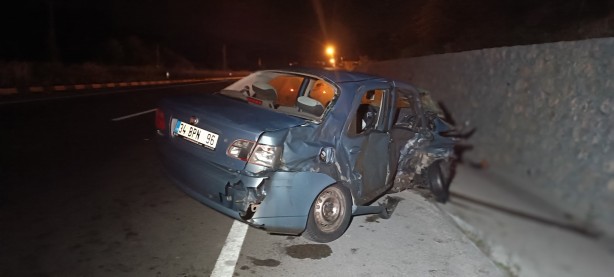 Foto - Bartın'da feci kaza: 3 ölü, 2 yaralı