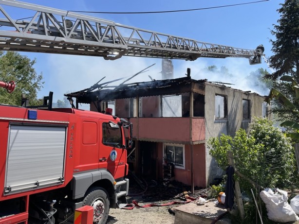 Bartın'da yangın! Hayvanlar telef oldu