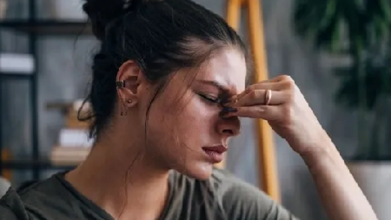 Baş ağrısını şıp diye kesiyor! Japonların yüzyıllardır vazgeçemediği işte o yöntem…