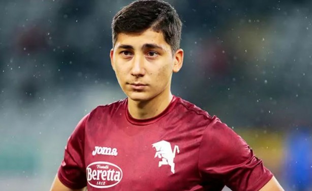 Foto - Başakşehir aradığı orta saha oyuncusunu Torino'da buldu