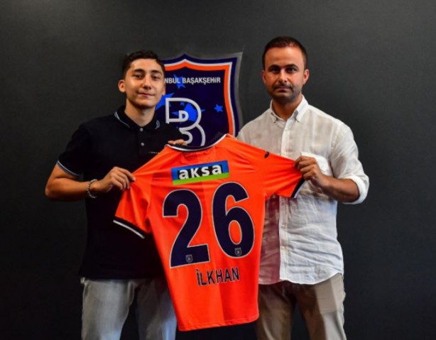 Başakşehir aradığı orta saha oyuncusunu Torino'da buldu