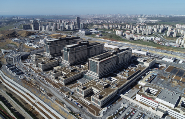 Foto - Başakşehir Şehir Hastanesi’nde geri sayım açılışa 3 gün kala kara yolları ortaya çıktı