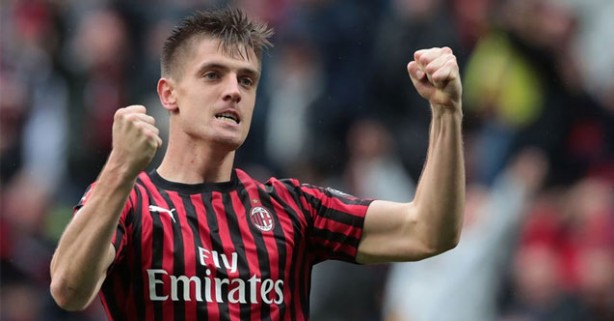 Foto - Başakşehir yılın bombasını resmen patlattı! Milan'ın eski yıldızı imzayı atıyor! 65 milyon euroluk golcü koptu geliyor 