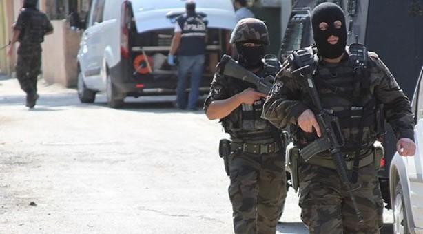 Başarılı operasyon! 4 canlı bomba yakalandı