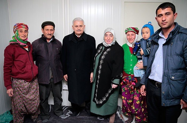 Foto - Başbakan köyünde hasret giderdi!