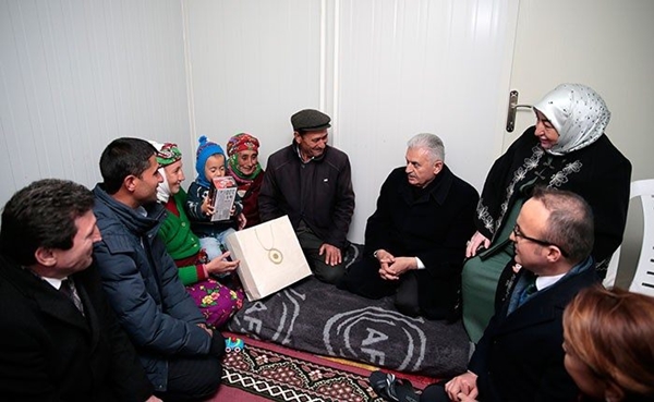 Foto - Başbakan köyünde hasret giderdi!