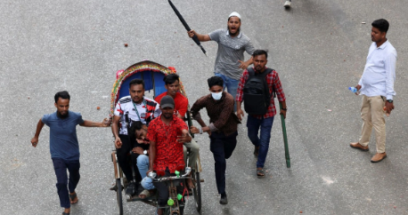 Foto - Başbakanın ülkeden kaçtığı yönetimin devrildiği ülkede hareketli saatler! Bayraktar TB2 SİHA'lar havalandı