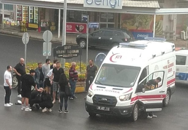 Başıboş sokak köpekleri yaşlı adamı hastanelik etti!