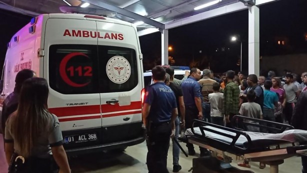 Foto - Başından vurulan genç, el sallayarak ambulansa bindi