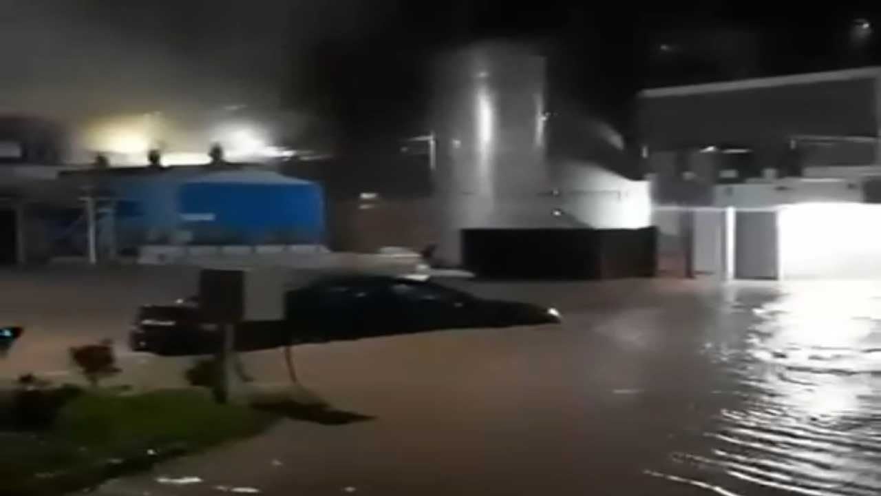 Başiskele’de dev fabrikaları sel bastı! Hayat Kimya ve Özka Lastik sular altında kaldı!