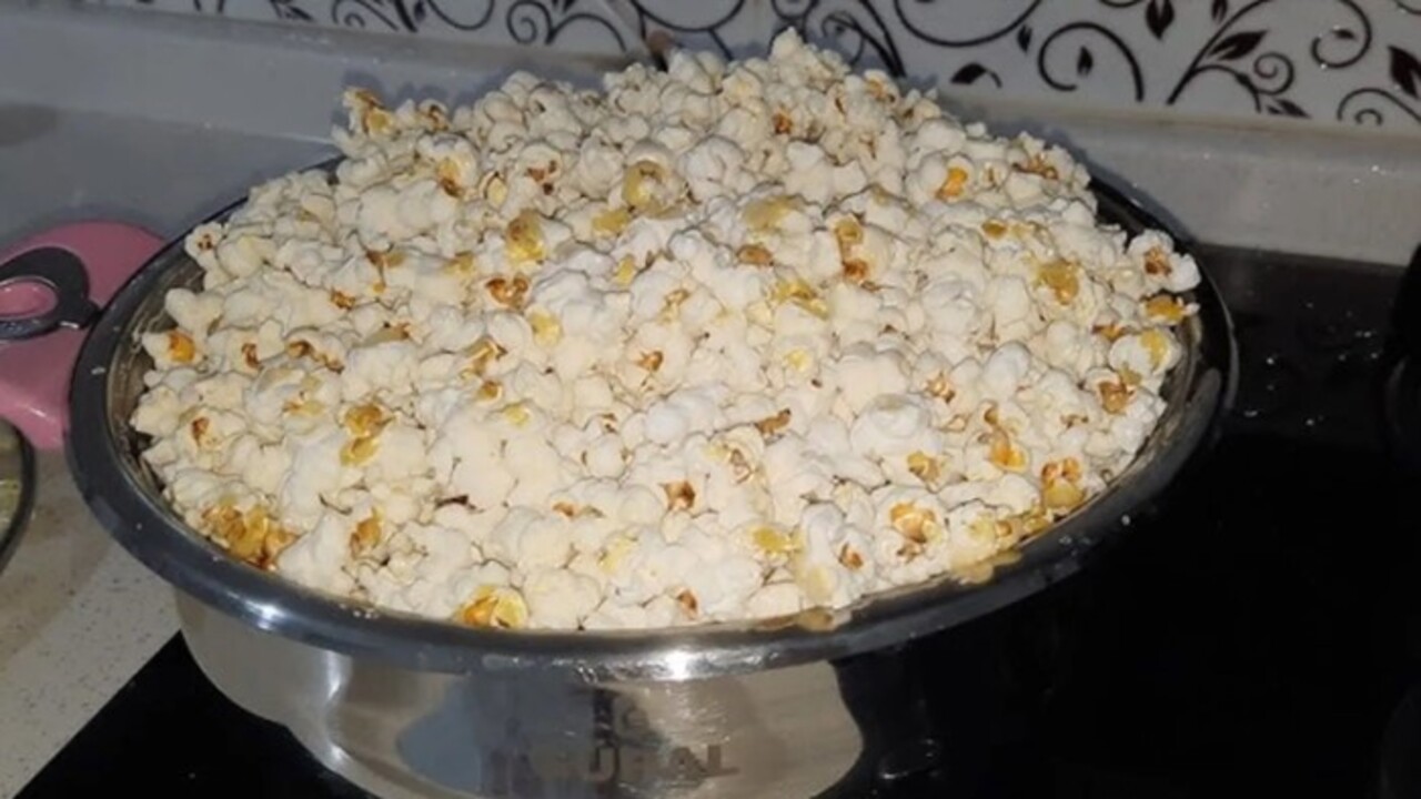 Basit ama etkili bir yöntem! Tüm mısırlarınızı eksiksiz patlatmanın sırrı