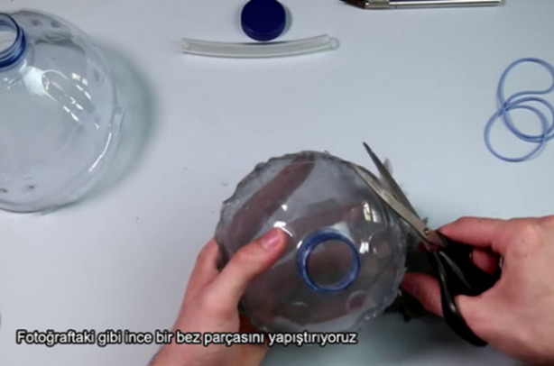 Foto - Basit malzemelerle elektrikli süpürge nasıl yapılır?