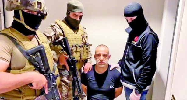 Foto - Başka ülkeden gelip zehir satıyorlardı! Türk polisi böyle enselerine çöktü