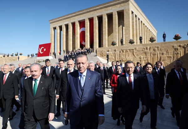 Foto - Başkan Erdoğan: Bu tarihi günü TOGG'un açılışıyla taçlandırıyoruz