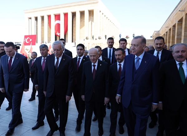 Foto - Başkan Erdoğan: Bu tarihi günü TOGG'un açılışıyla taçlandırıyoruz