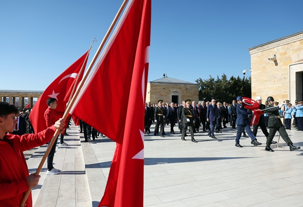 Foto - Başkan Erdoğan: Bu tarihi günü TOGG'un açılışıyla taçlandırıyoruz