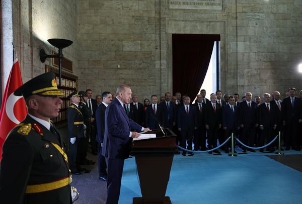Foto - Başkan Erdoğan: Bu tarihi günü TOGG'un açılışıyla taçlandırıyoruz