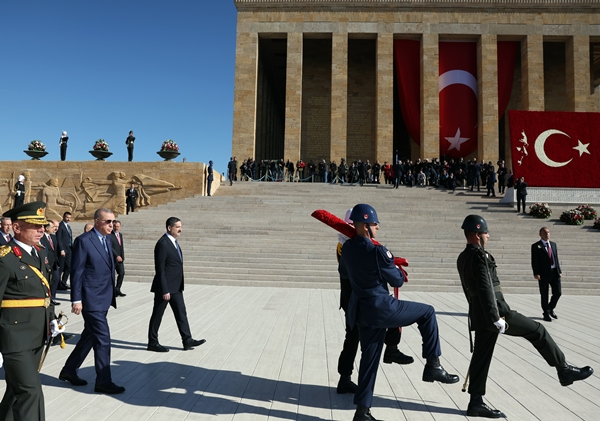 Başkan Erdoğan: Bu tarihi günü TOGG'un açılışıyla taçlandırıyoruz