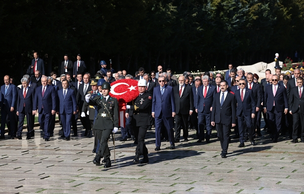 Foto - Başkan Erdoğan: Bu tarihi günü TOGG'un açılışıyla taçlandırıyoruz