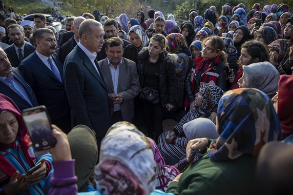 Foto - Başkan Erdoğan: Geride kalan aileler bize mirastır