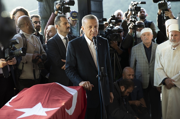 Başkan Erdoğan: Geride kalan aileler bize mirastır