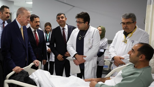 Foto - Başkan Erdoğan, Hatay ve İskenderun'daki hastanelerde tedavi gören hastaları ziyaret etti!