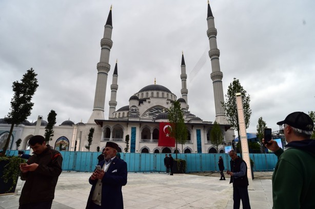 Foto - Başkan Erdoğan ismin hikayesini paylaştı! Simgelerin simgesi resmen açıldı