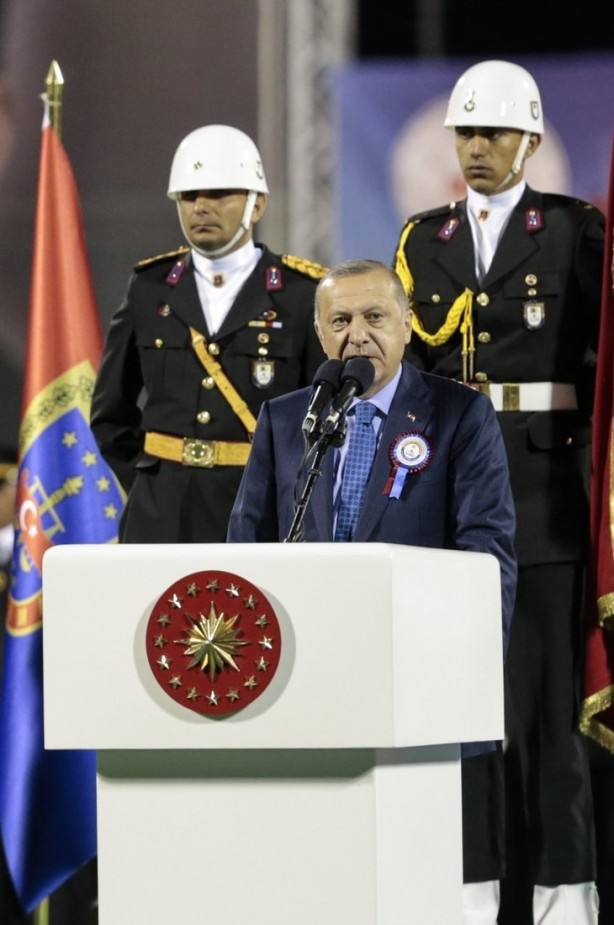 Baskan Erdogan Jandarma Ve Sahil Guvenlik Akademisi Baskanligi Subay Ve Astsubay Mezuniyet Toreni Ne Katildi