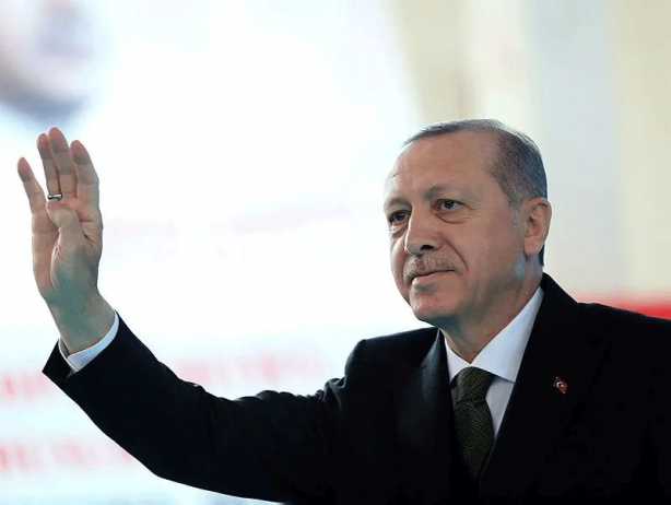 Foto - Başkan Erdoğan sahaya iniyor