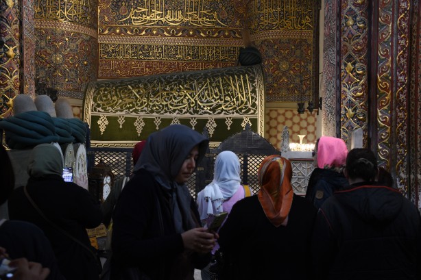 Başkan Erdoğan tarafından "Mevlana Yılı" olarak ilan edilmişti! 750. Vuslat Yıl Dönümü! Hazreti Mevlana anılıyor! O ilimizde 40 bin kişilık yoğun katılım olacak! 