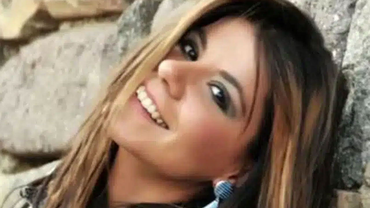 Foto - Başkan Erdoğan'a hakaretler savuran ünlü oyuncu akıl hastanesine kaldırıldı