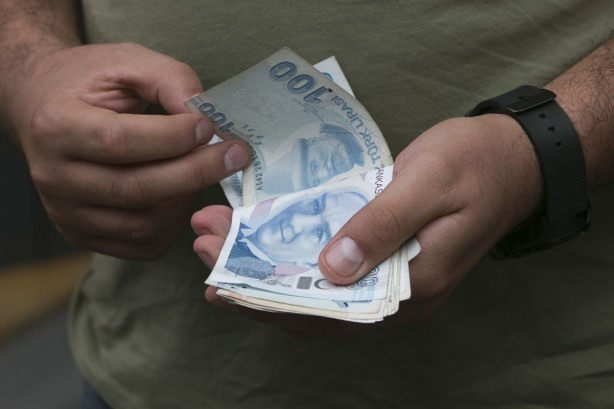 Foto - Başkan Erdoğan'a yakın gazeteci yeni asgari ücreti Türkiye'ye duyurdu! Cuma gününü beklemeyin işte yeni rakam