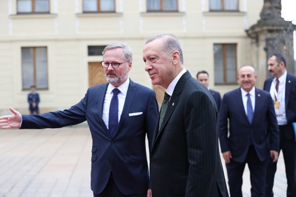 Foto - Başkan Erdoğan'dan Macron'a sürpriz teklif: Gel seni de alalım