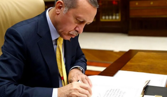 Foto - Başkan Recep Tayyip Erdoğan imzaladı! O isimler gece yarısı görevden alındı