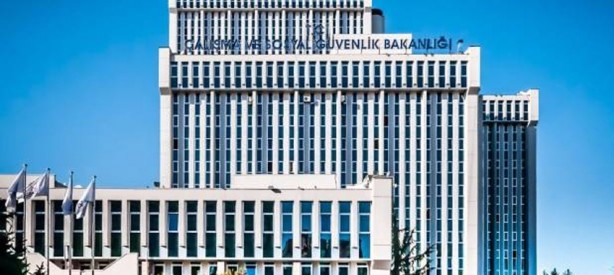 Foto - Başkan Recep Tayyip Erdoğan imzaladı! O isimler gece yarısı görevden alındı