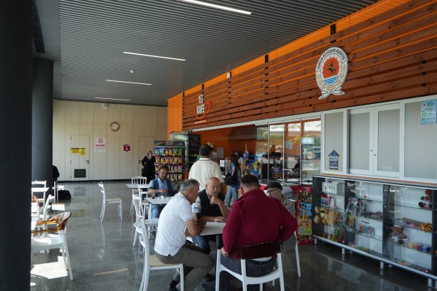 Foto - Başkan talimat verdi! Burada çay ve simit sudan bile ucuz 