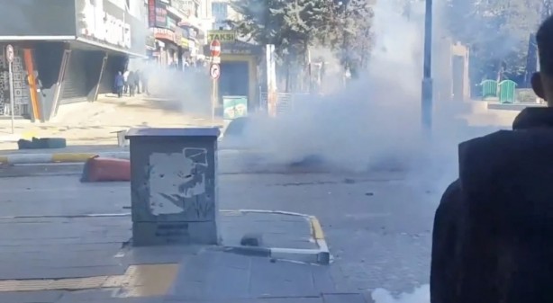 Foto - Başkanlığın AK Parti'ye geçtiği Van'da PKK'lılar düğmeye bastı