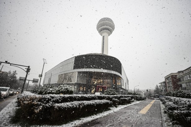 Foto - Başkent Ankara beyaza büründü
