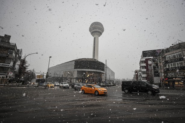 Foto - Başkent Ankara beyaza büründü