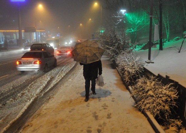 Foto - Başkent Ankara'da beklenen kar geldi