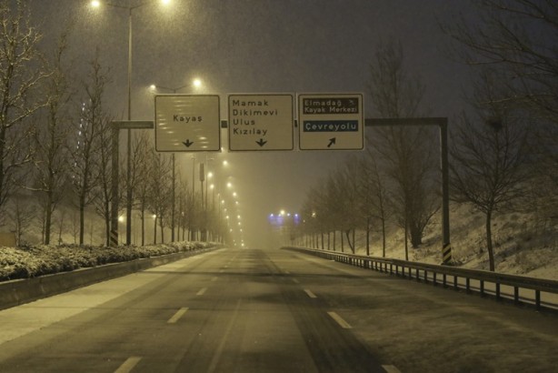 Foto - Başkent güne kar ile başladı