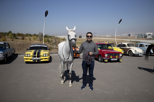 Foto - Başkentte "klasik araba" şöleni