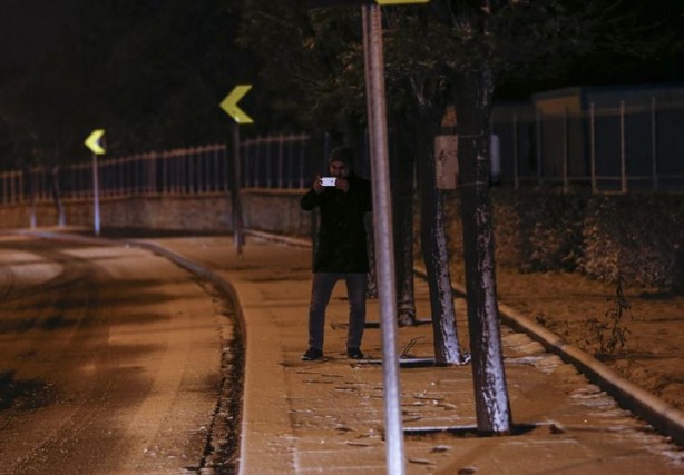 Foto - Başkentte mevsimin ilk karı yağdı 